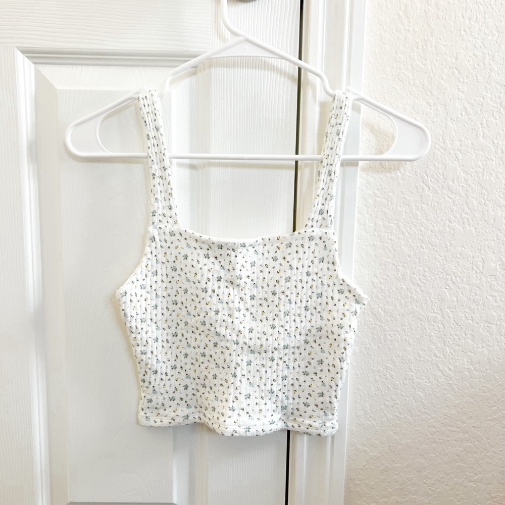 American eagle floral top